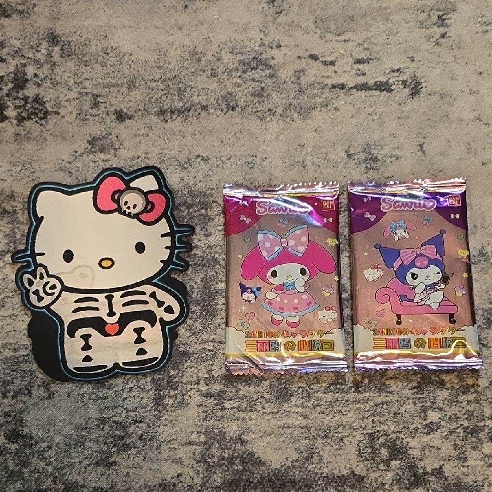 Hello Kitty Lenticular Sticker & Sanrio Character Card Packs